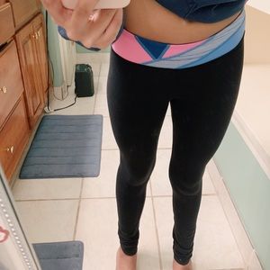 Ivviva black leggings